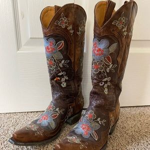 Old Gringo Bonnie Cowboy boots size 6.5. Excellent condition.